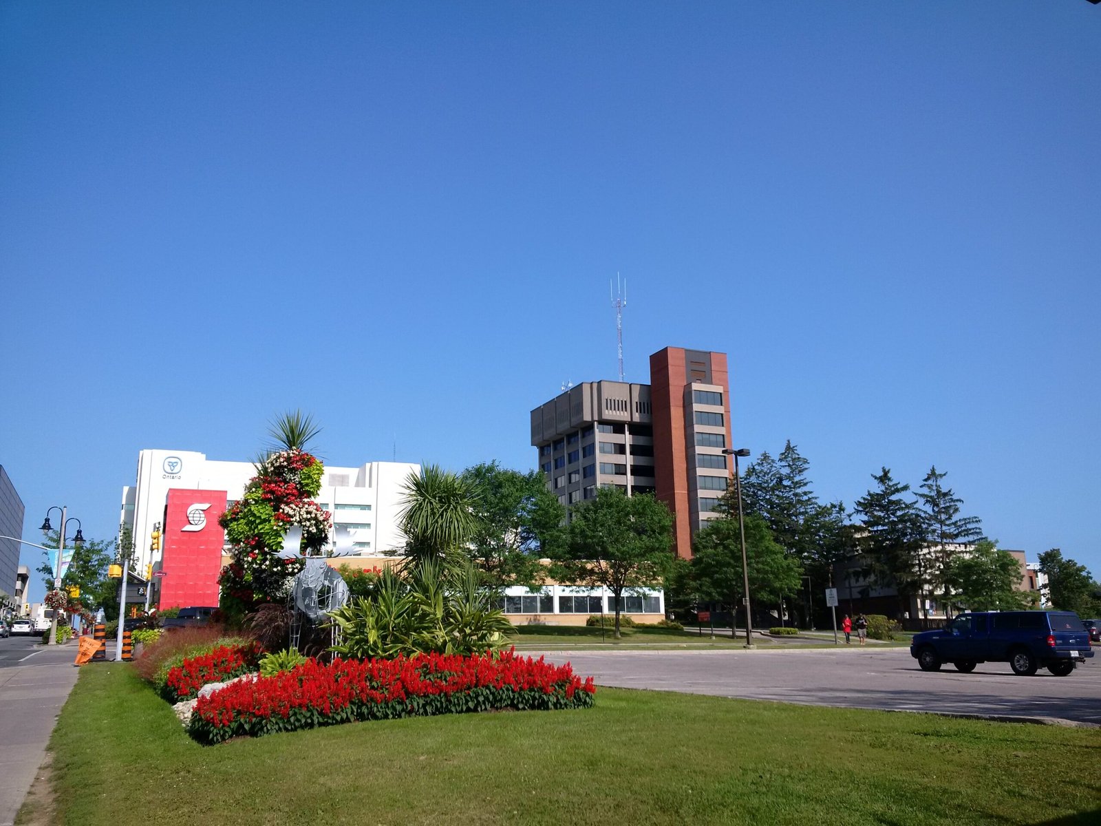 Oshawa City Hall